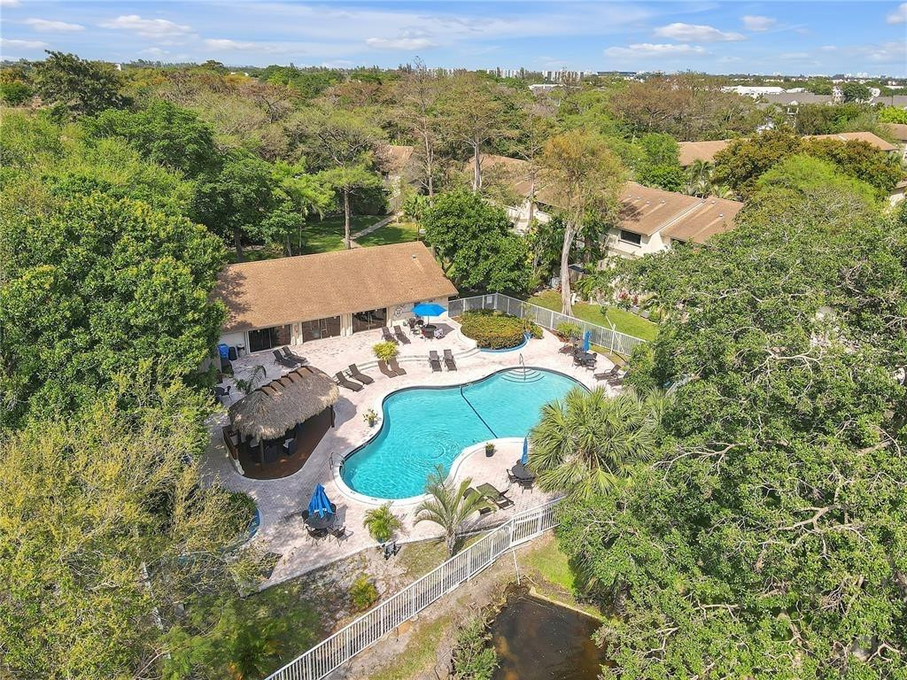 PINES OF OAKLAND FOREST W - Residential Lease