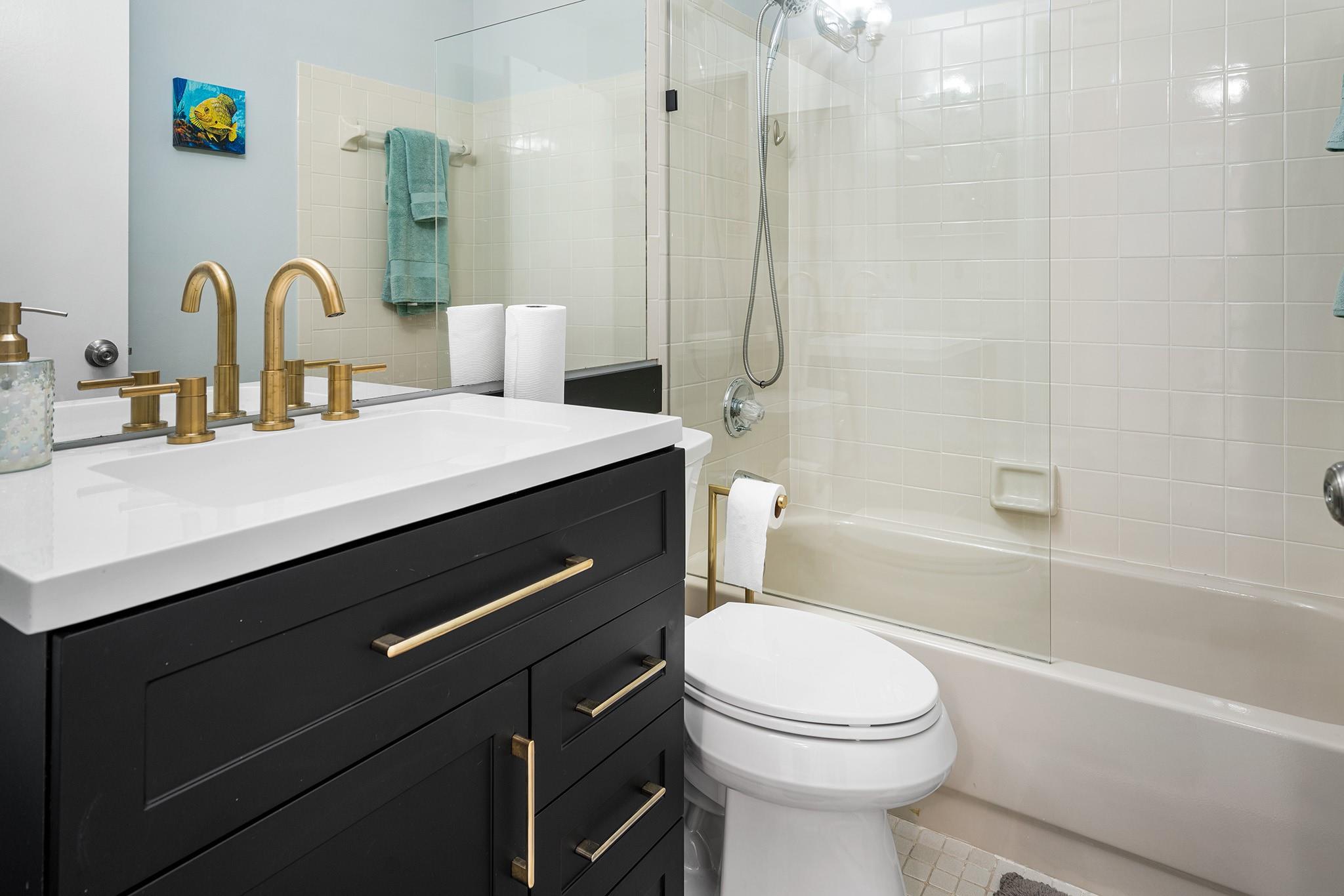 PINES OF OAKLAND FOREST W - Residential Lease