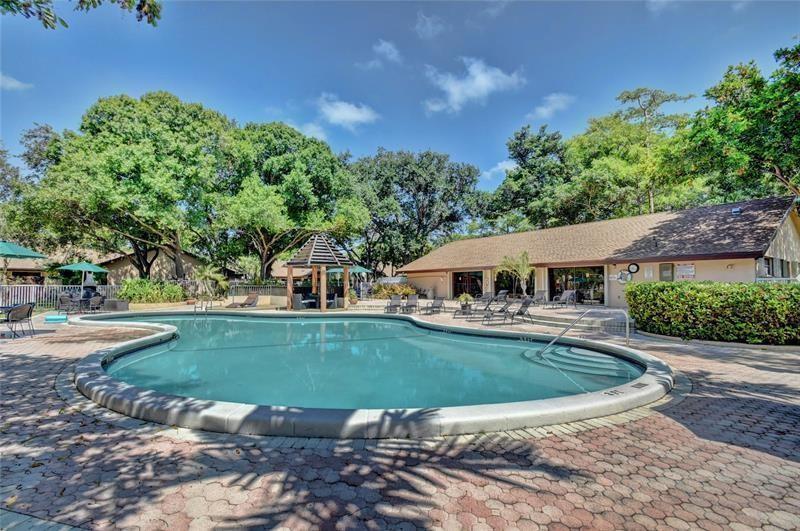 PINES OF OAKLAND FOREST W - Residential Lease