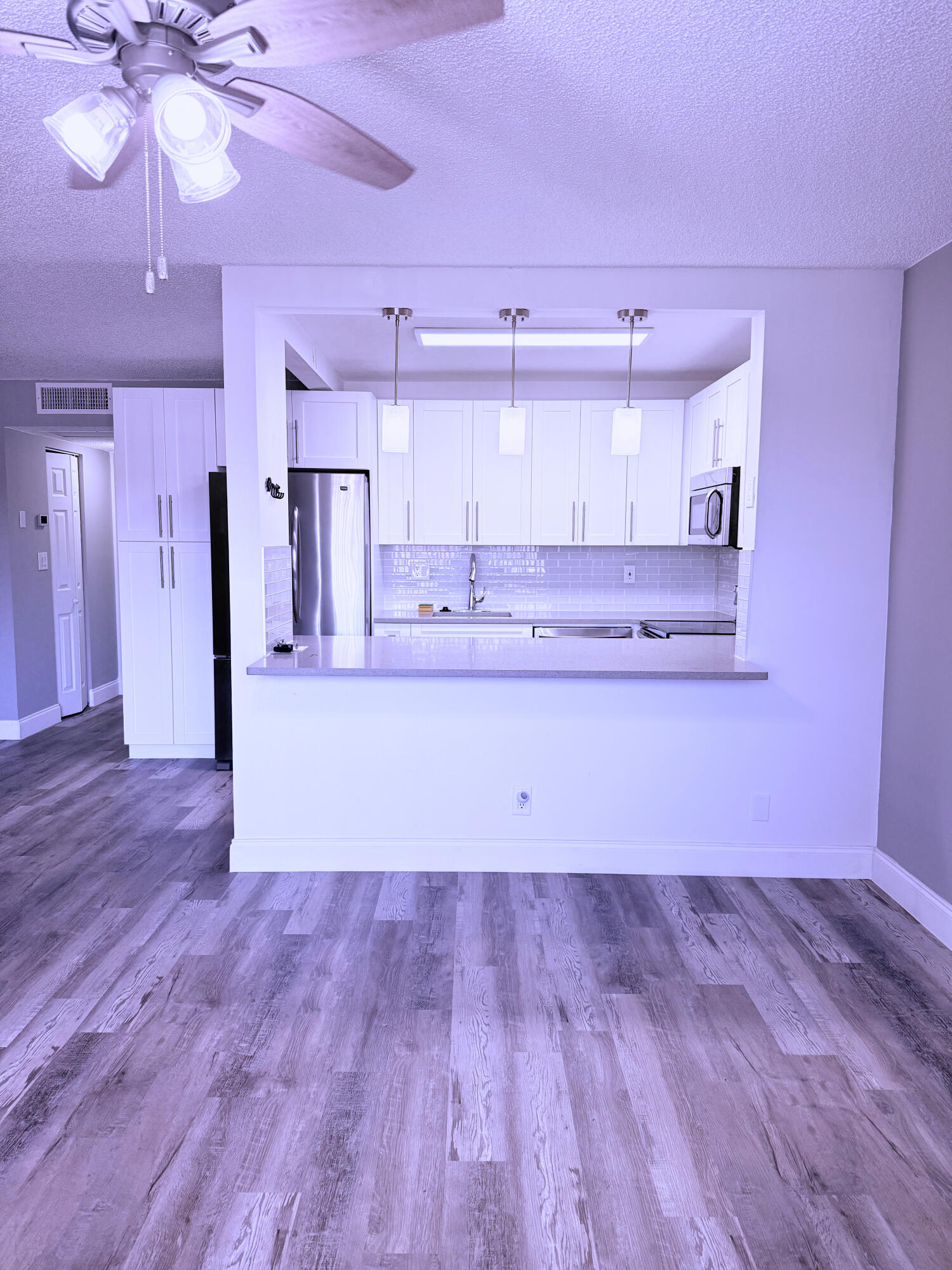 VILLAGE GREEN HAMPTON CON - Residential