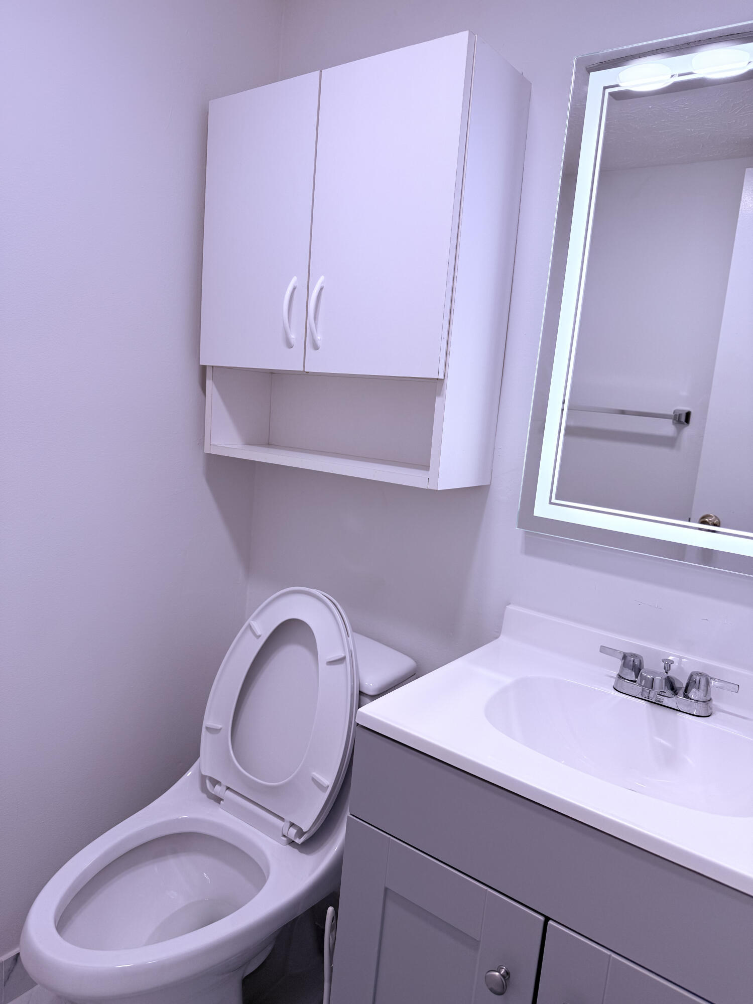 VILLAGE GREEN HAMPTON CON - Residential