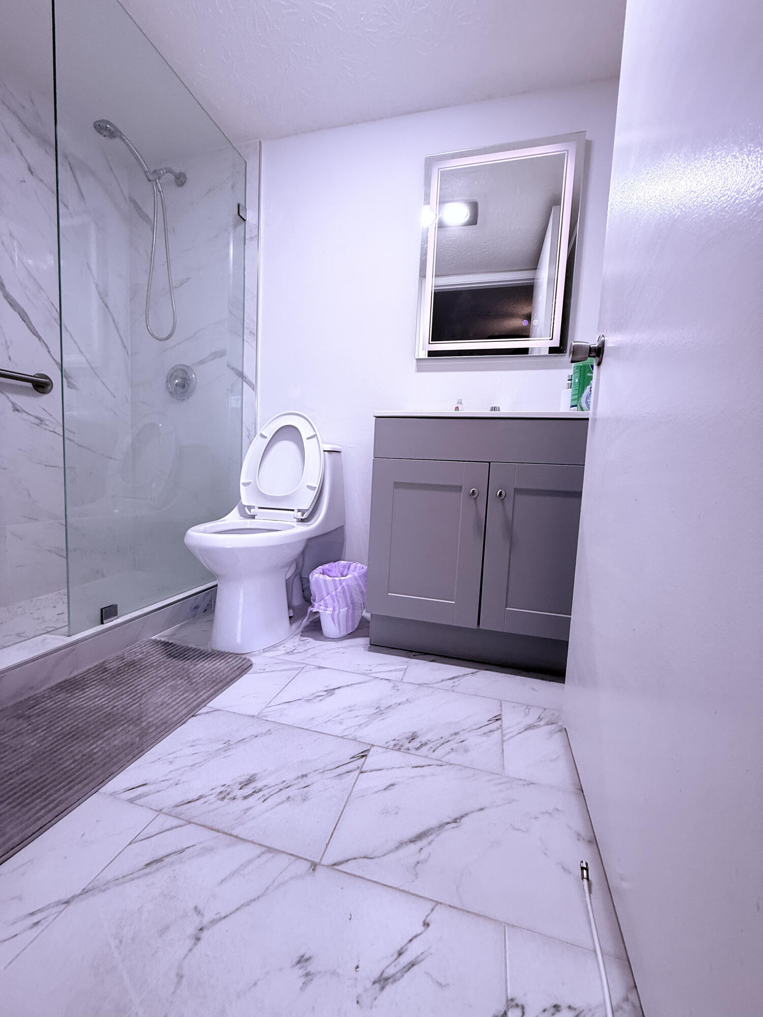 VILLAGE GREEN HAMPTON CON - Residential