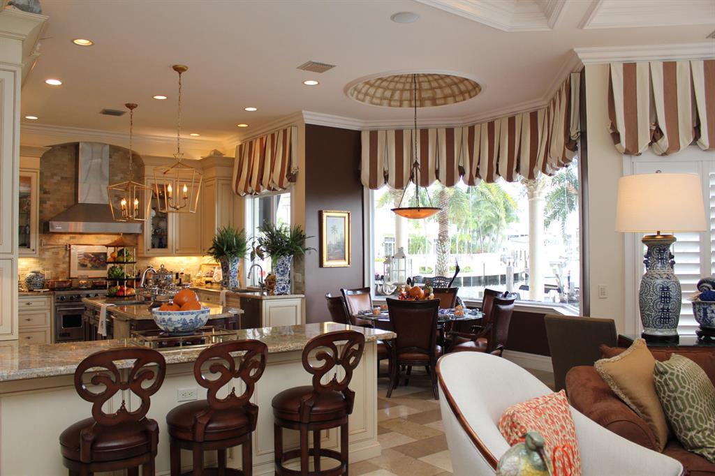 VENETIAN ISLES 1ST SEC - Residential