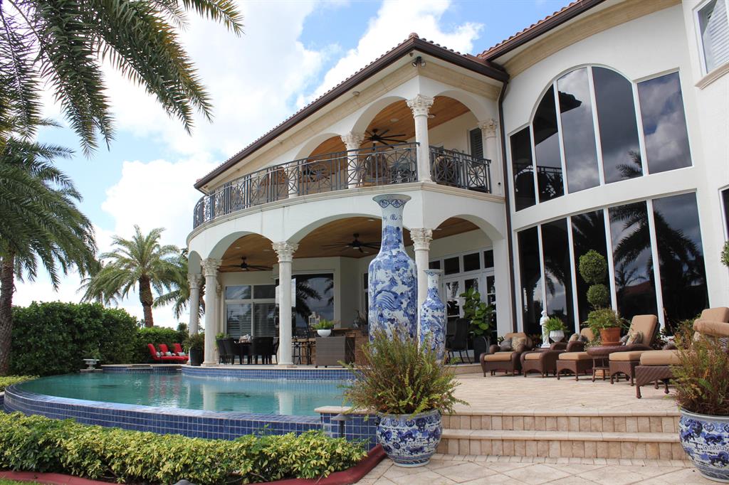 VENETIAN ISLES 1ST SEC - Residential