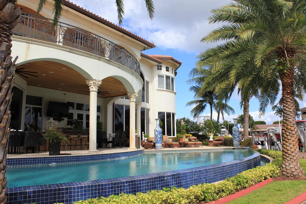 VENETIAN ISLES 1ST SEC - Residential