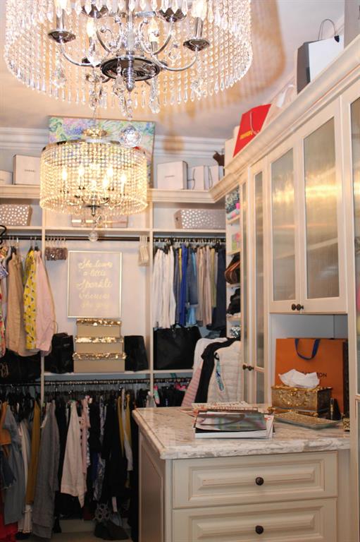 VENETIAN ISLES 1ST SEC - Residential