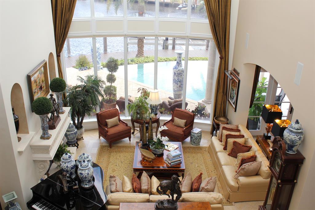 VENETIAN ISLES 1ST SEC - Residential