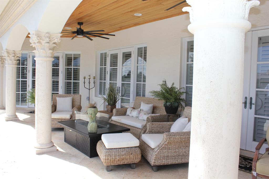 VENETIAN ISLES 1ST SEC - Residential