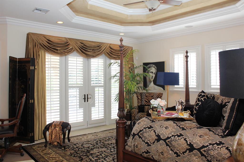 VENETIAN ISLES 1ST SEC - Residential