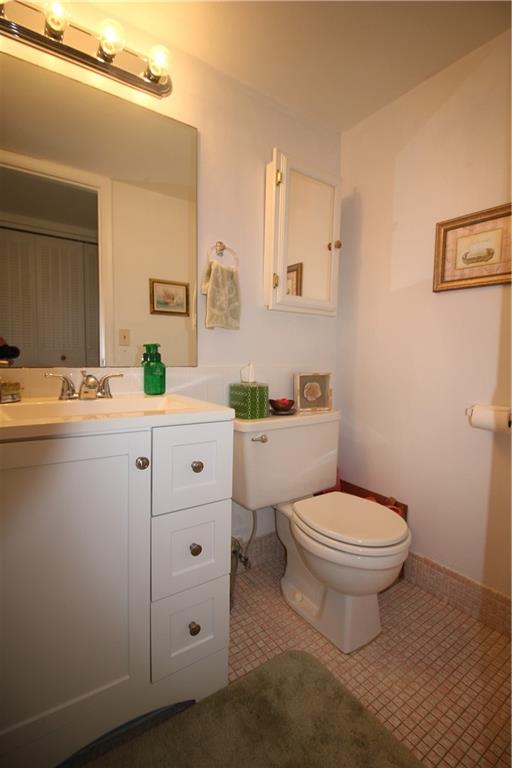 Farnham B Condo - Residential Lease