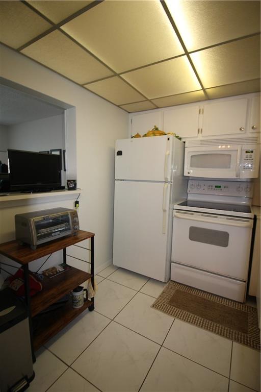 Farnham B Condo - Residential Lease