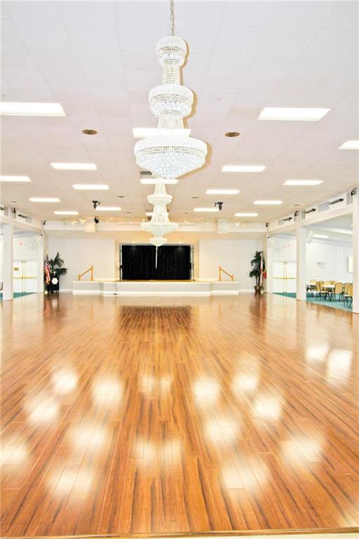 Farnham B Condo - Residential Lease