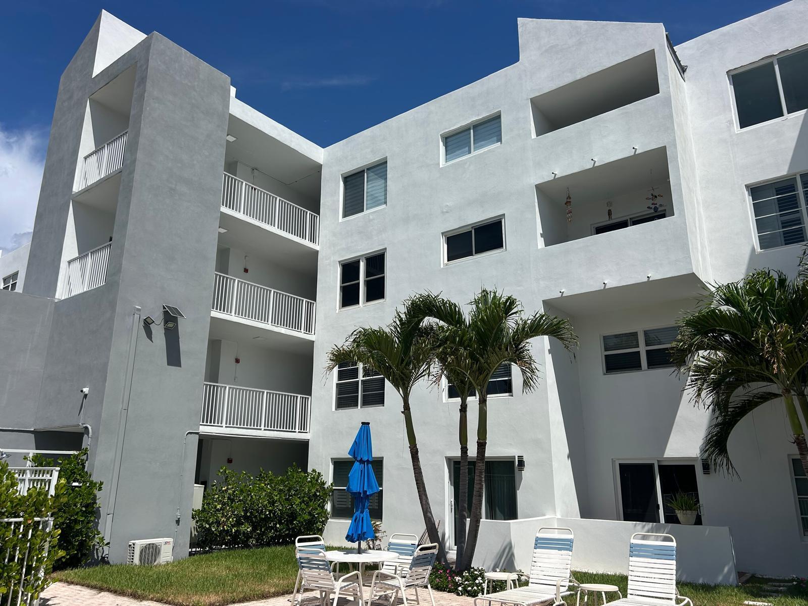 2860 NW 14th Street 405
