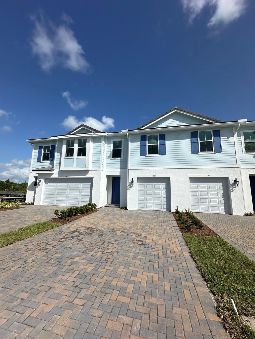 Photo of 129 SE Birch Terrace #54, Stuart, FL 34997 (MLS # R11016004)