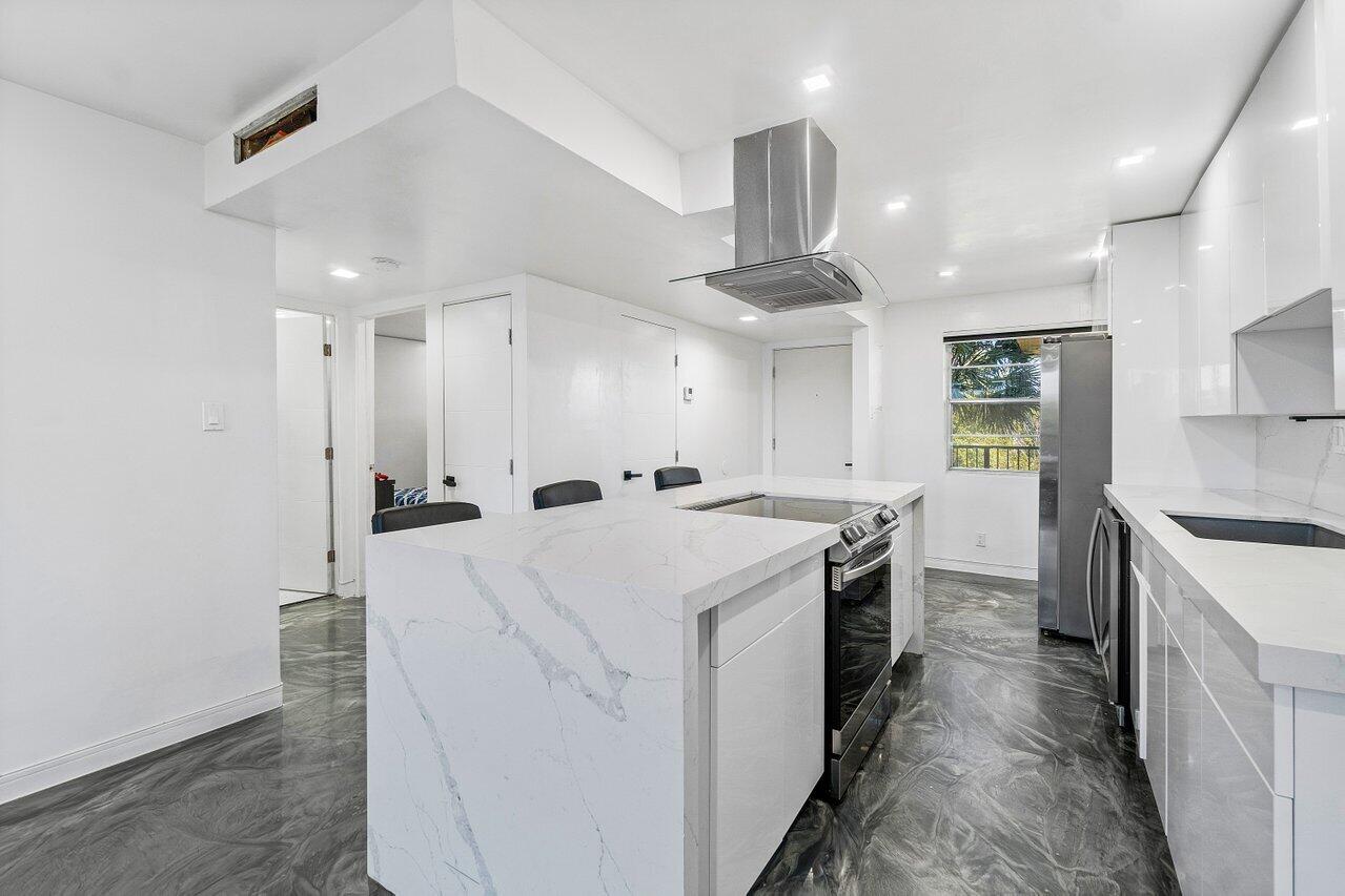 CYPRESS CHASE NORTH NO 2 CONDO - Residential