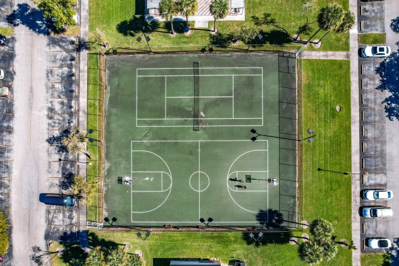 CYPRESS CHASE NORTH NO 2 CONDO - Residential