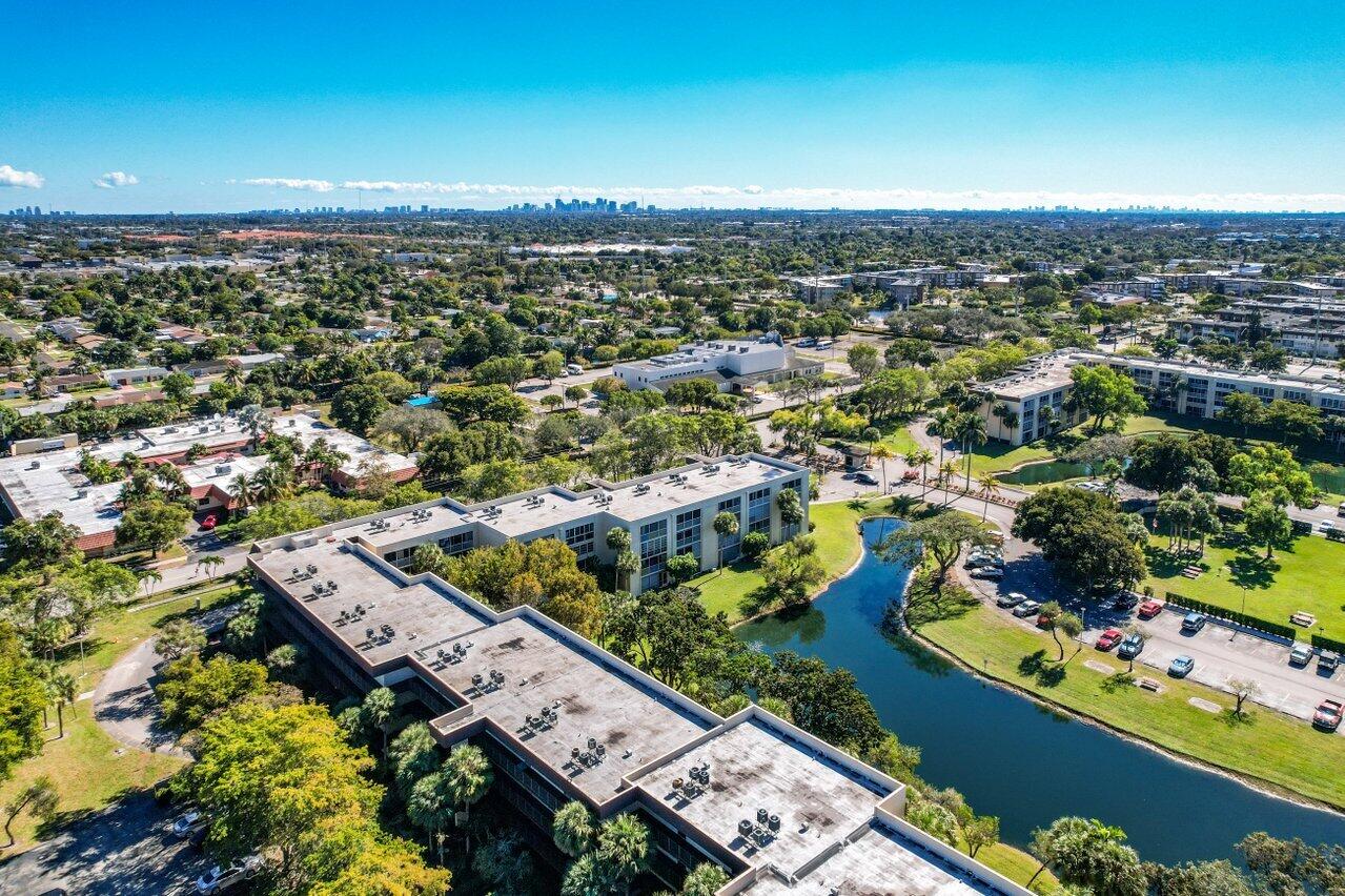 CYPRESS CHASE NORTH NO 2 CONDO - Residential