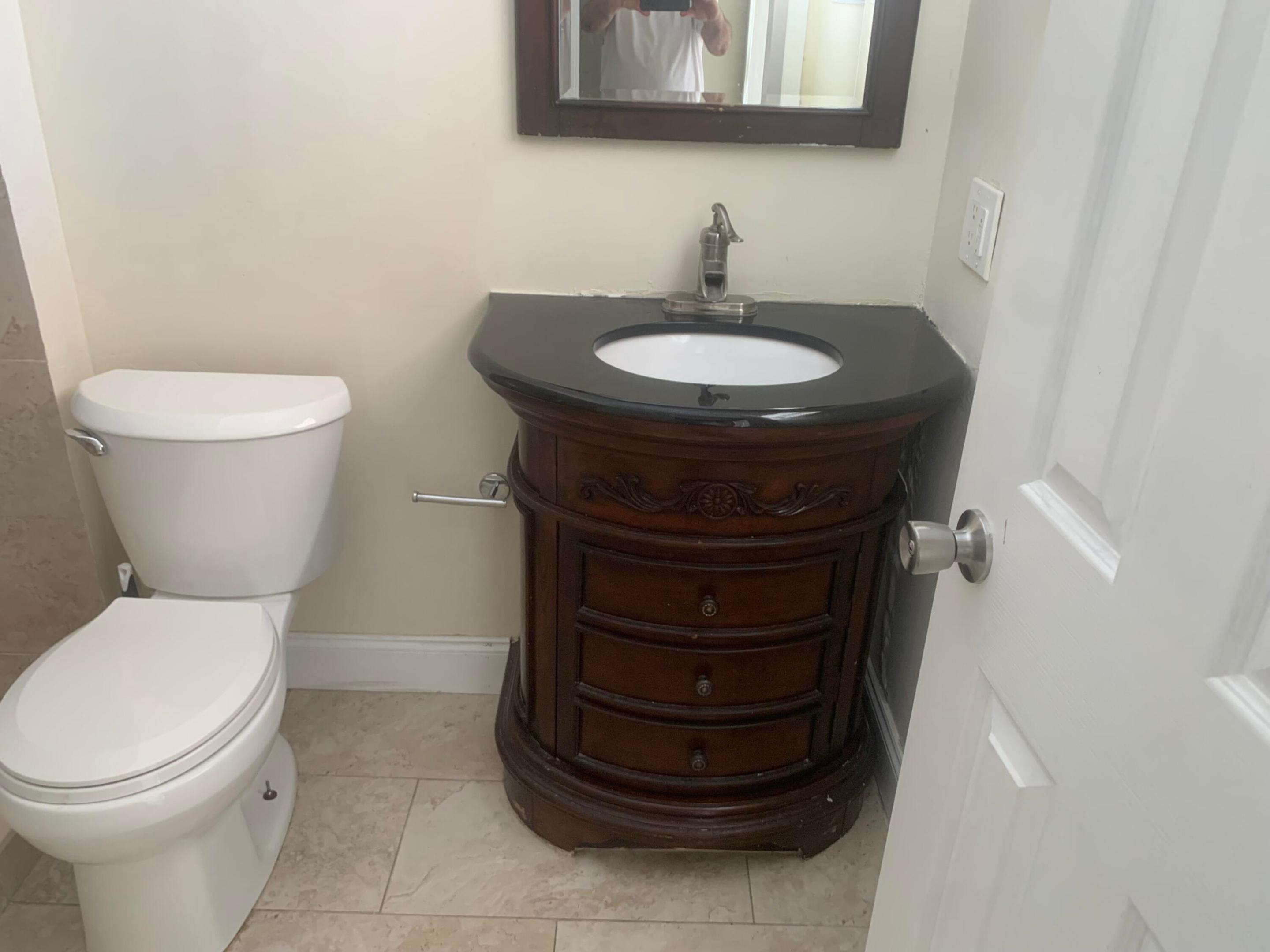 SANDALFOOT COVE SEC 4 - Residential