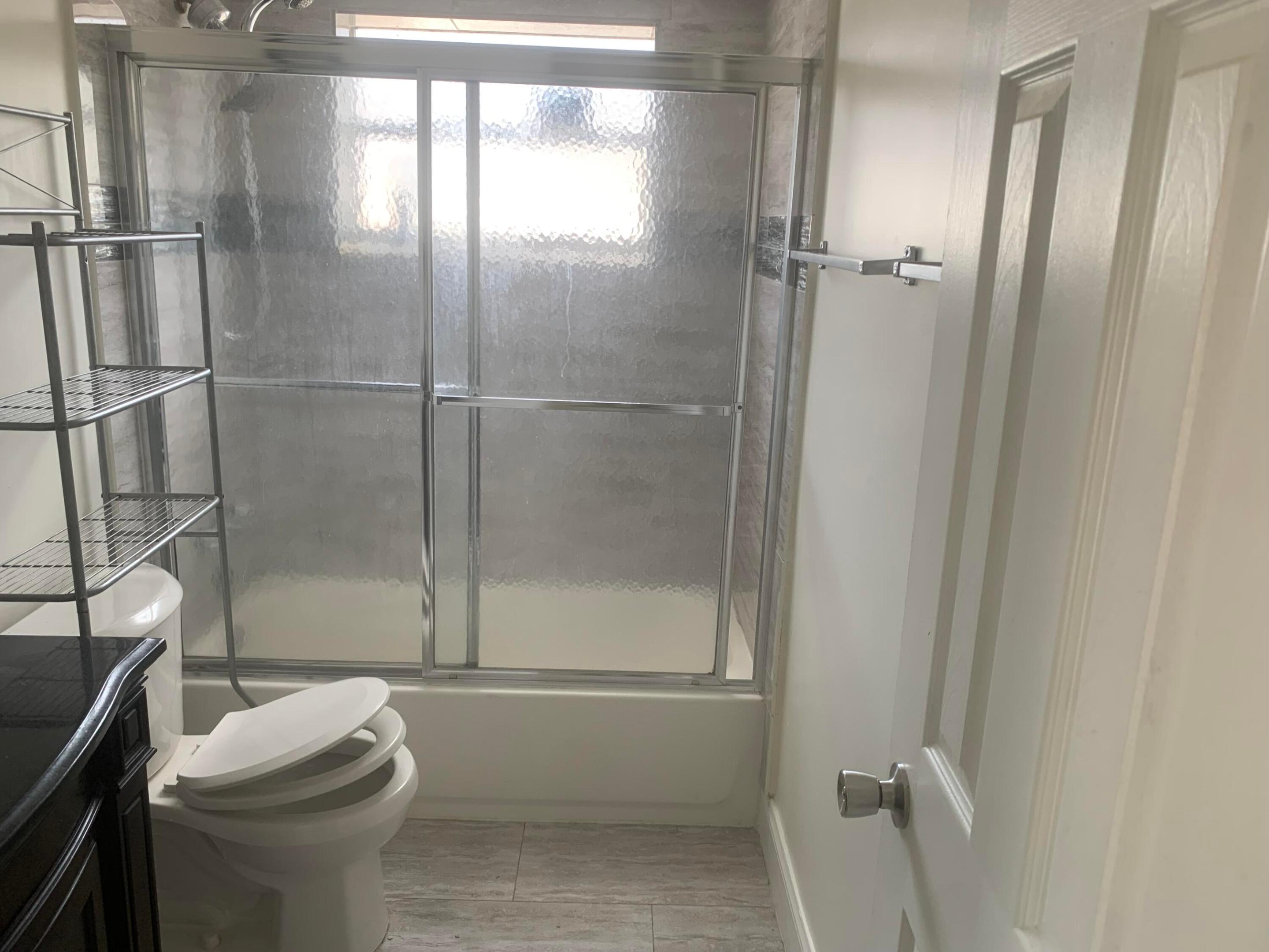SANDALFOOT COVE SEC 4 - Residential