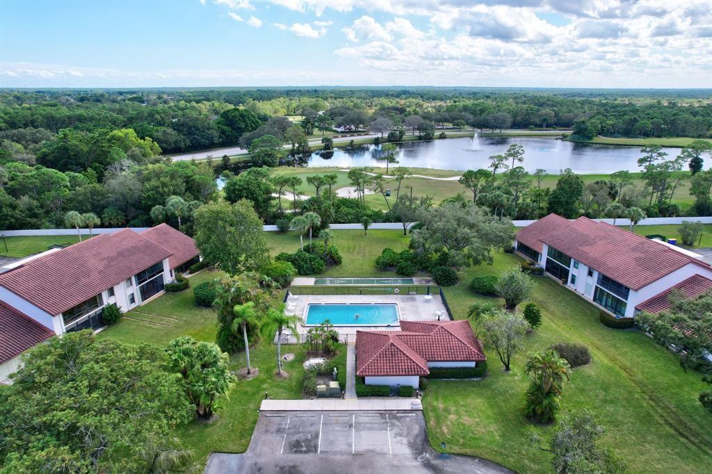 MONTEGO COVE - Residential