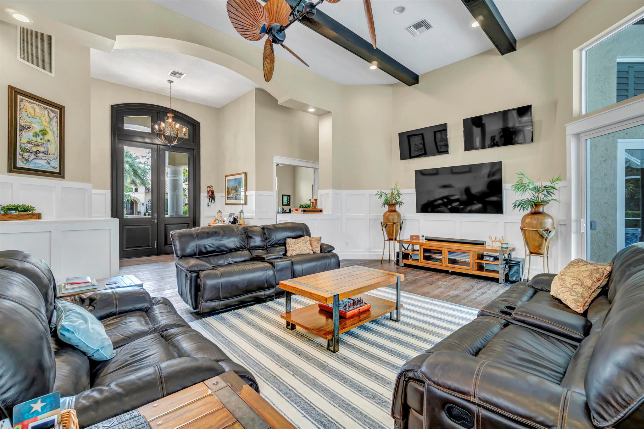 BREAKERS WEST 16 - Residential