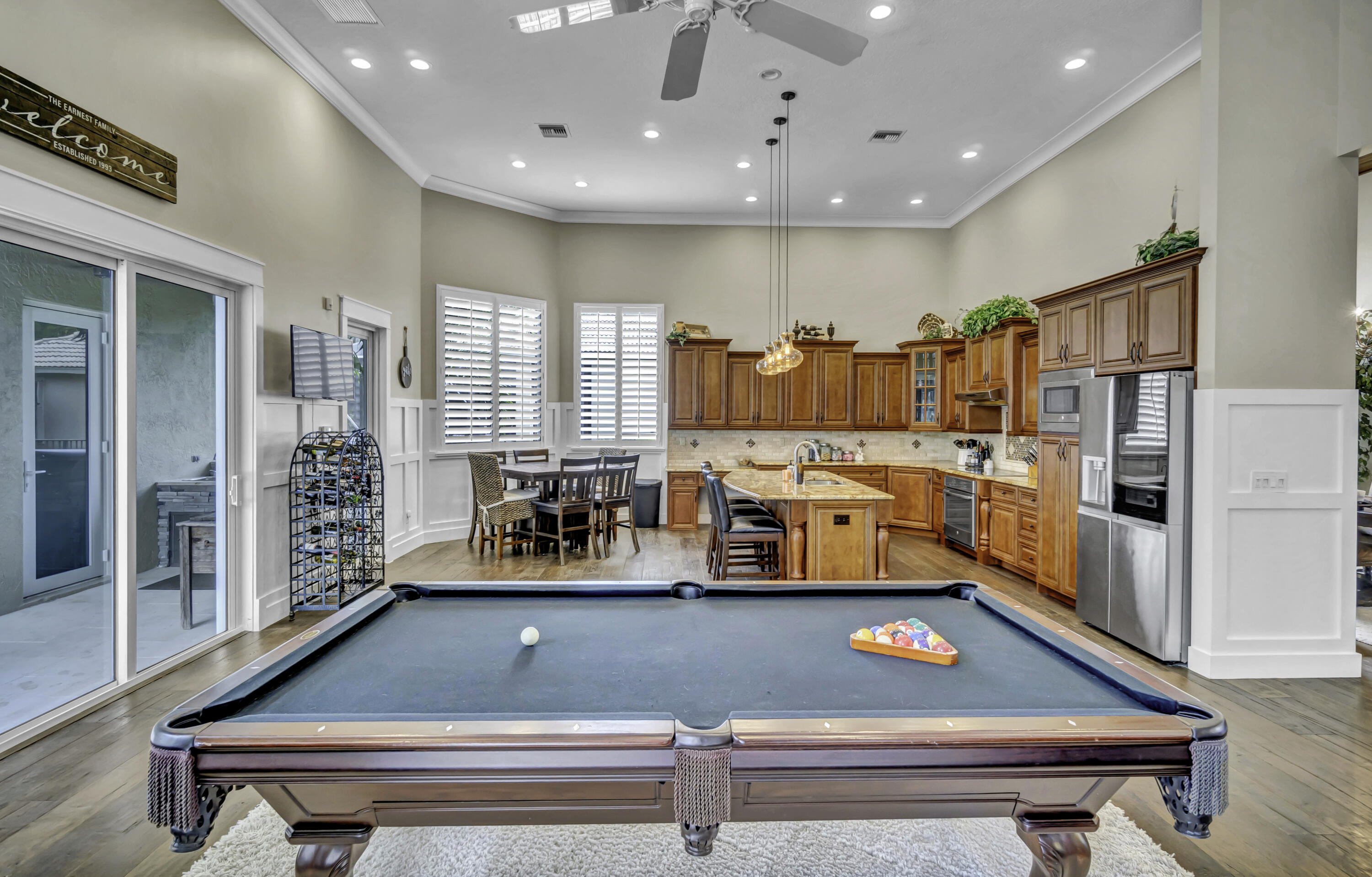 BREAKERS WEST 16 - Residential