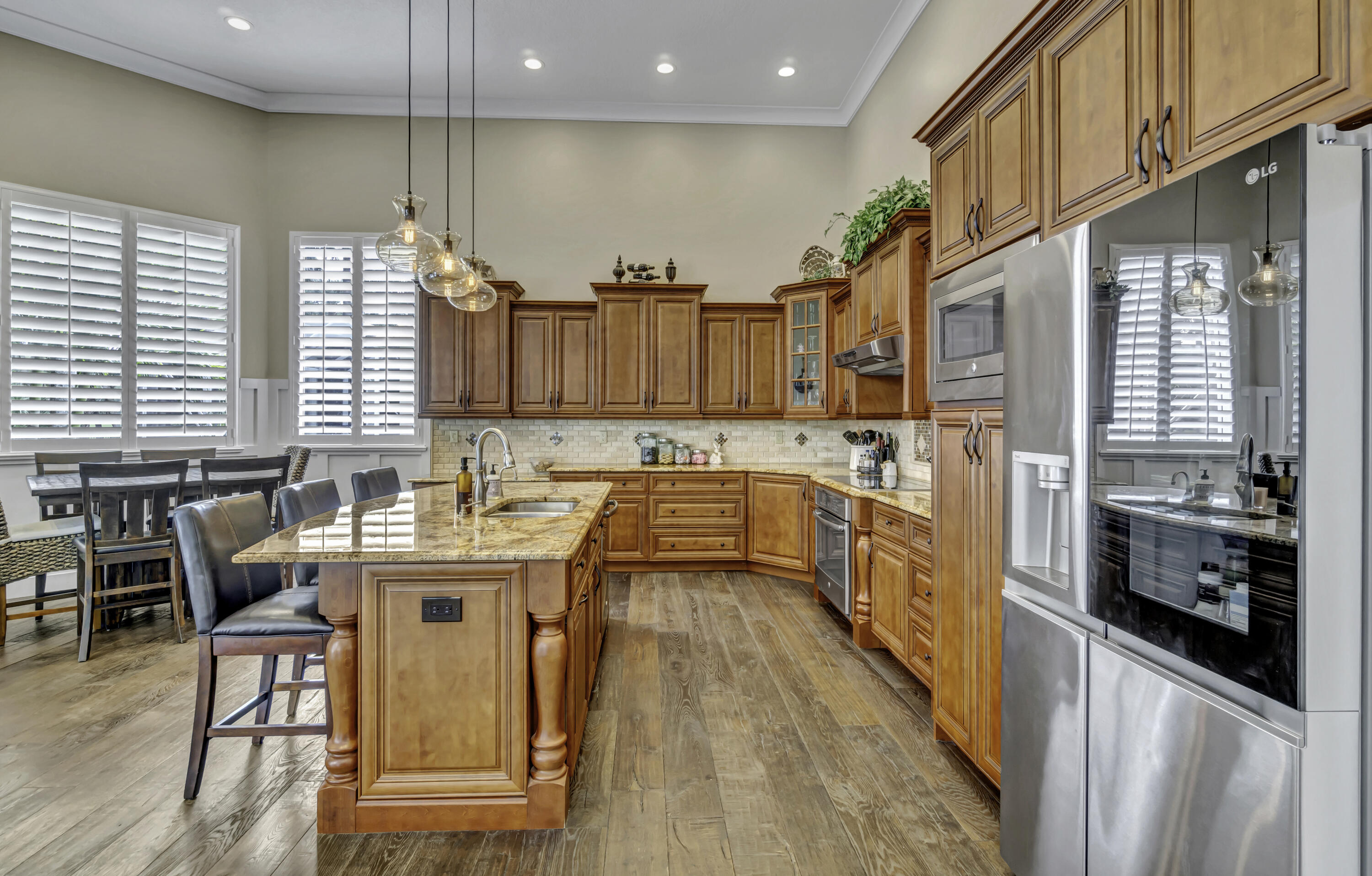 BREAKERS WEST 16 - Residential