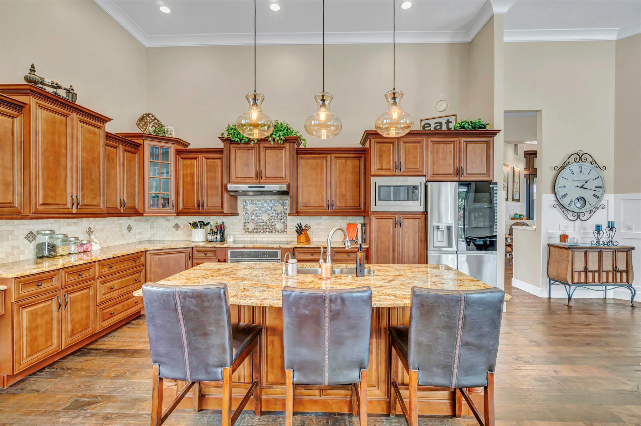 BREAKERS WEST 16 - Residential
