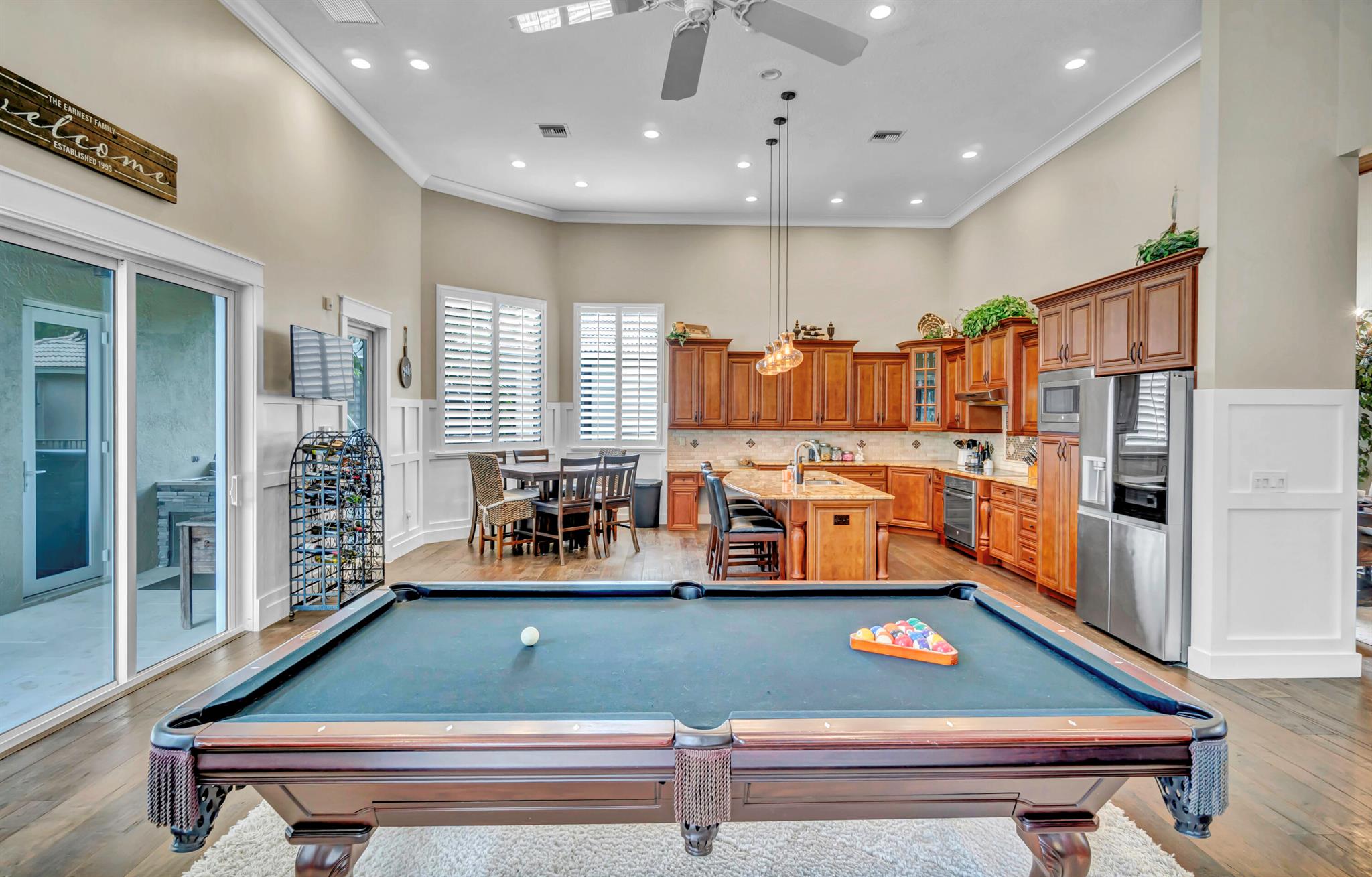 BREAKERS WEST 16 - Residential