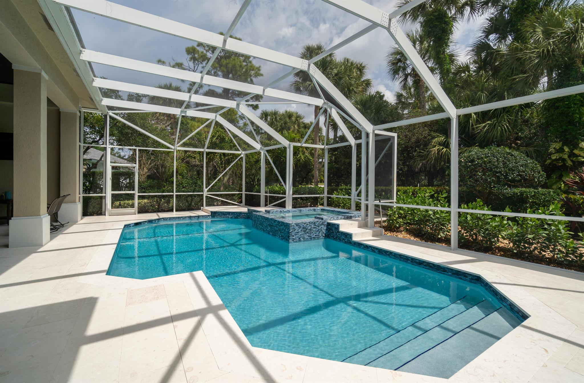 BREAKERS WEST 16 - Residential