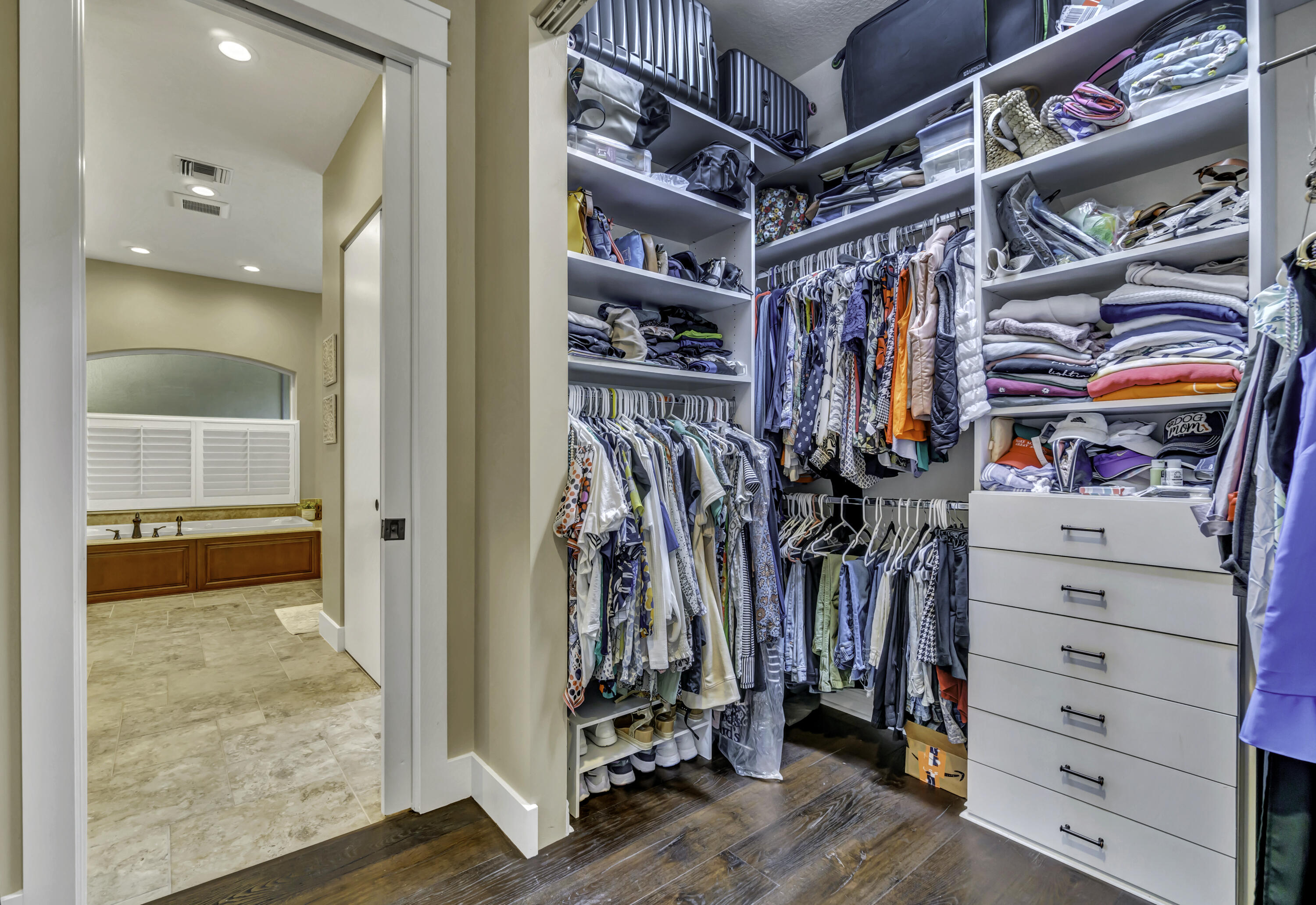 BREAKERS WEST 16 - Residential