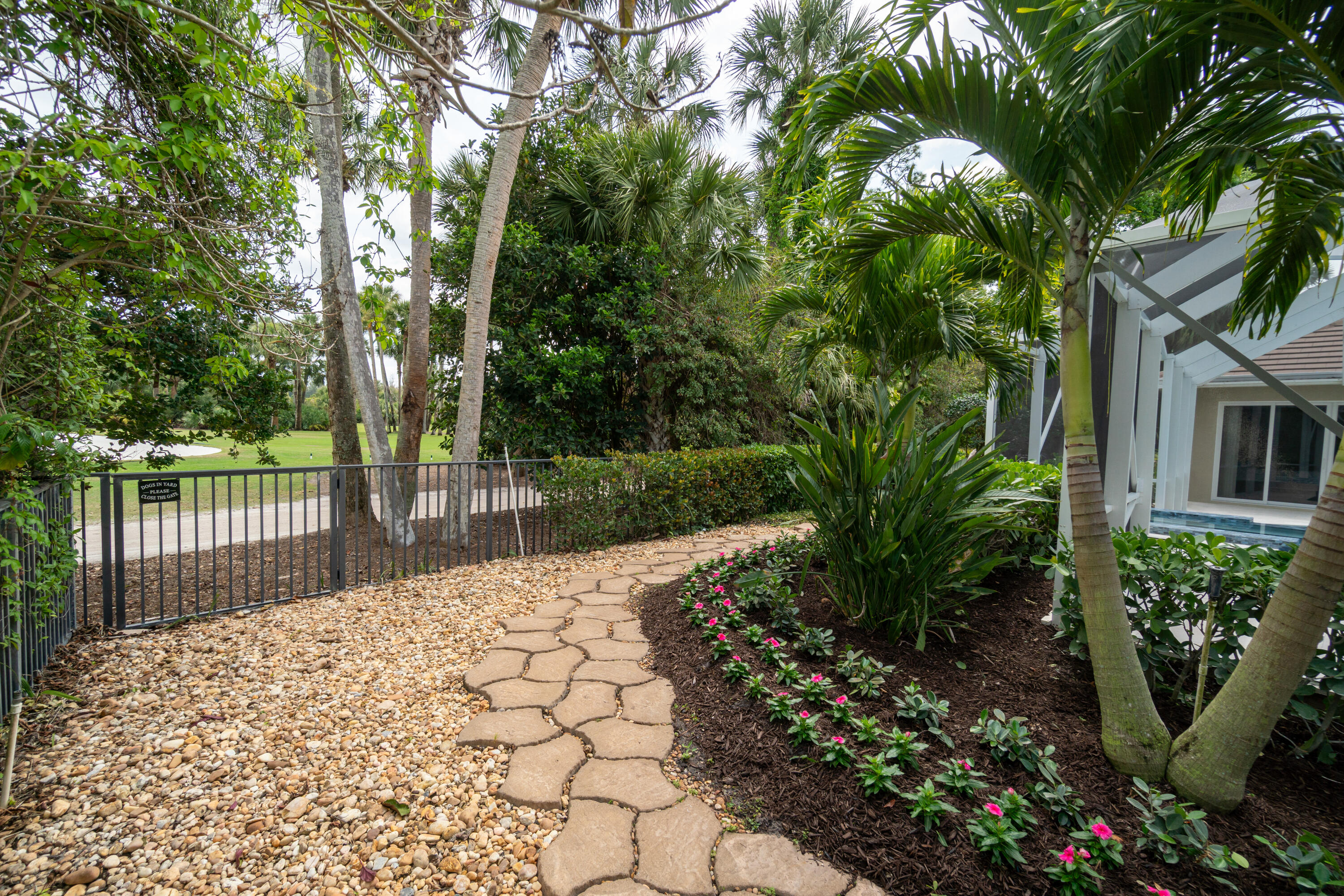 BREAKERS WEST 16 - Residential