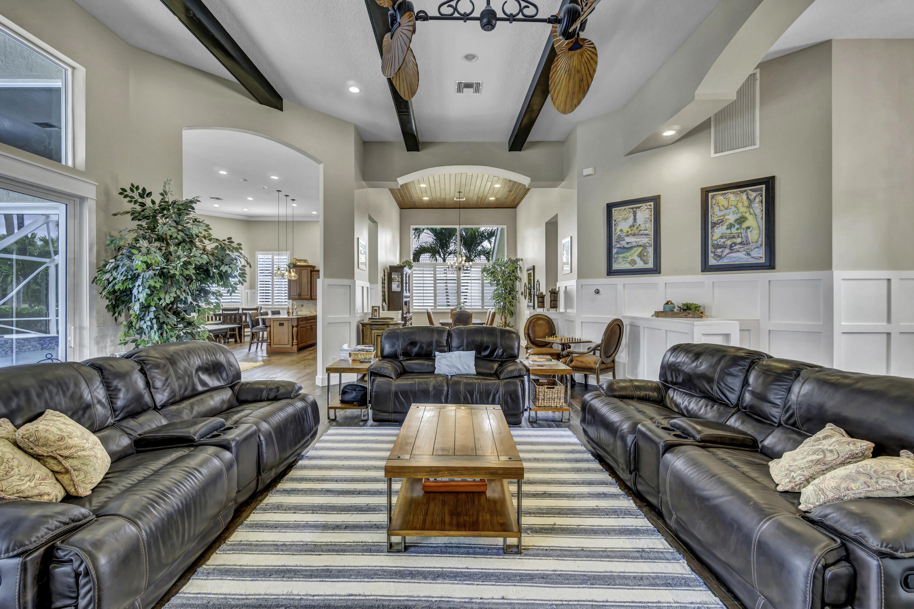 BREAKERS WEST 16 - Residential