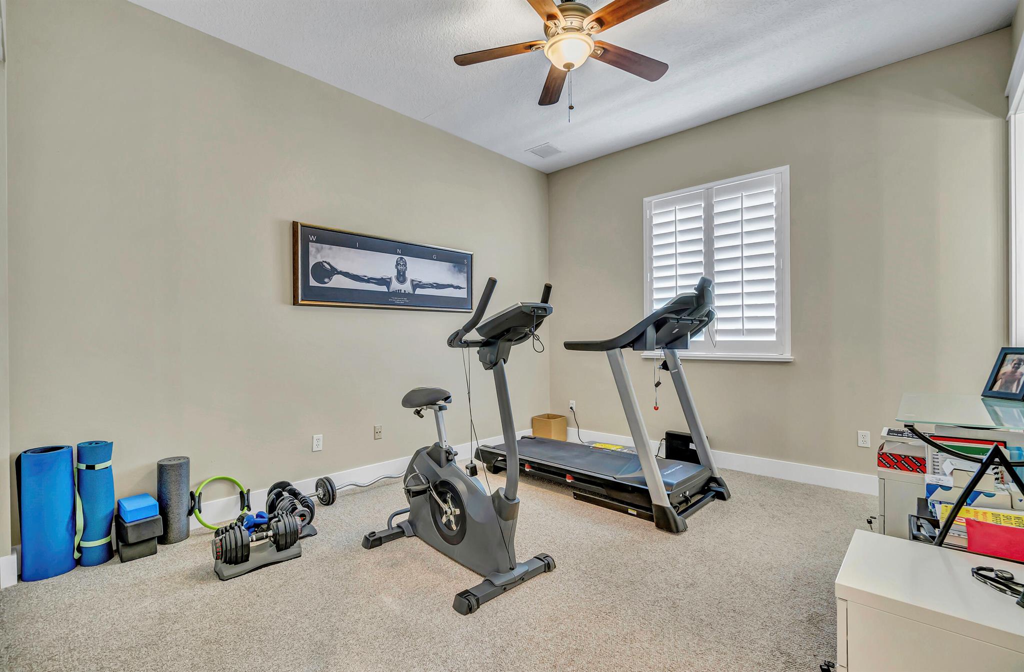 BREAKERS WEST 16 - Residential