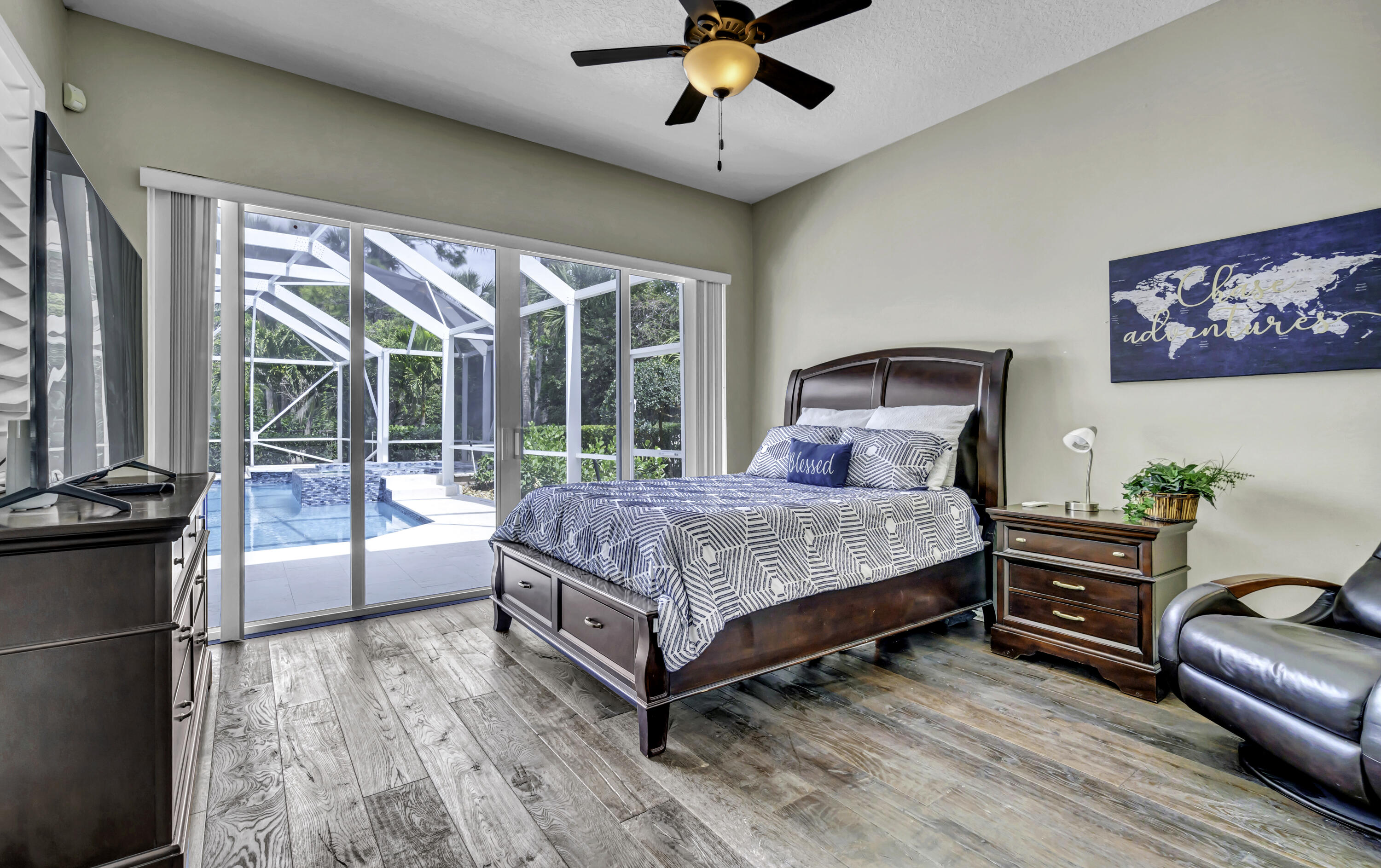 BREAKERS WEST 16 - Residential