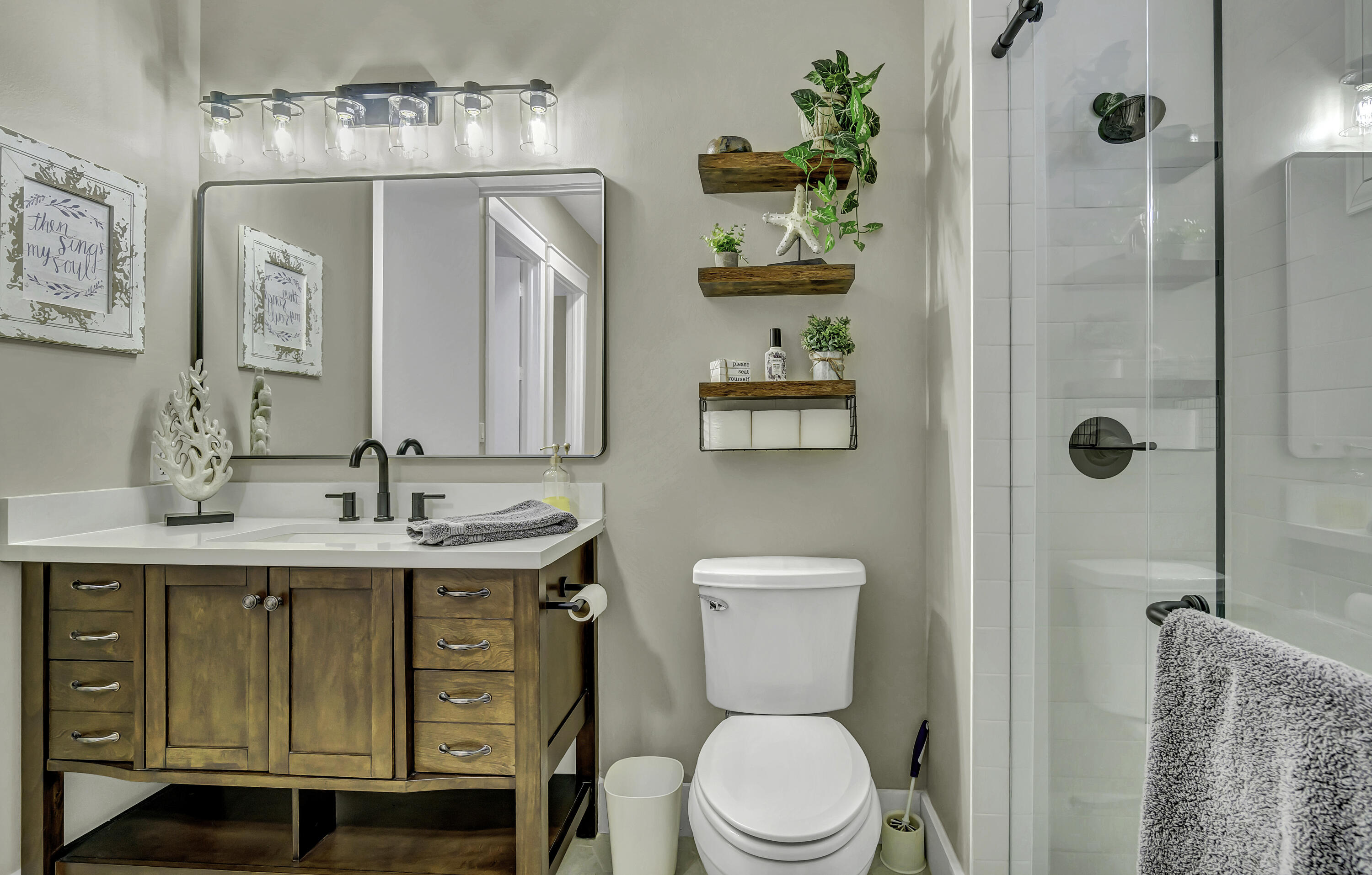 BREAKERS WEST 16 - Residential