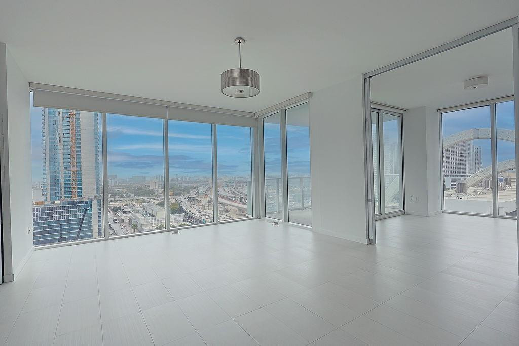 TEN MUSEUM PK RESIDENTIAL CONDO - Residential