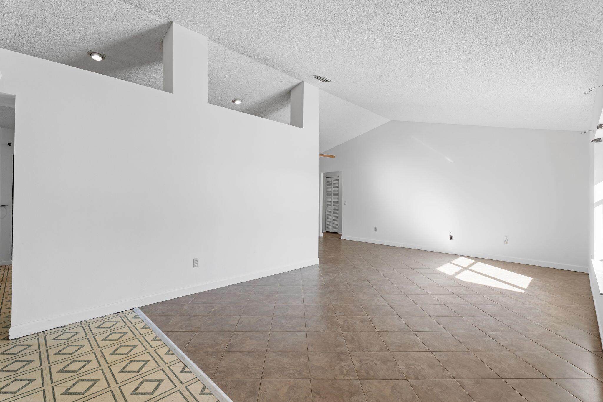 PORT ST LUCIE SECTION 30 - Residential