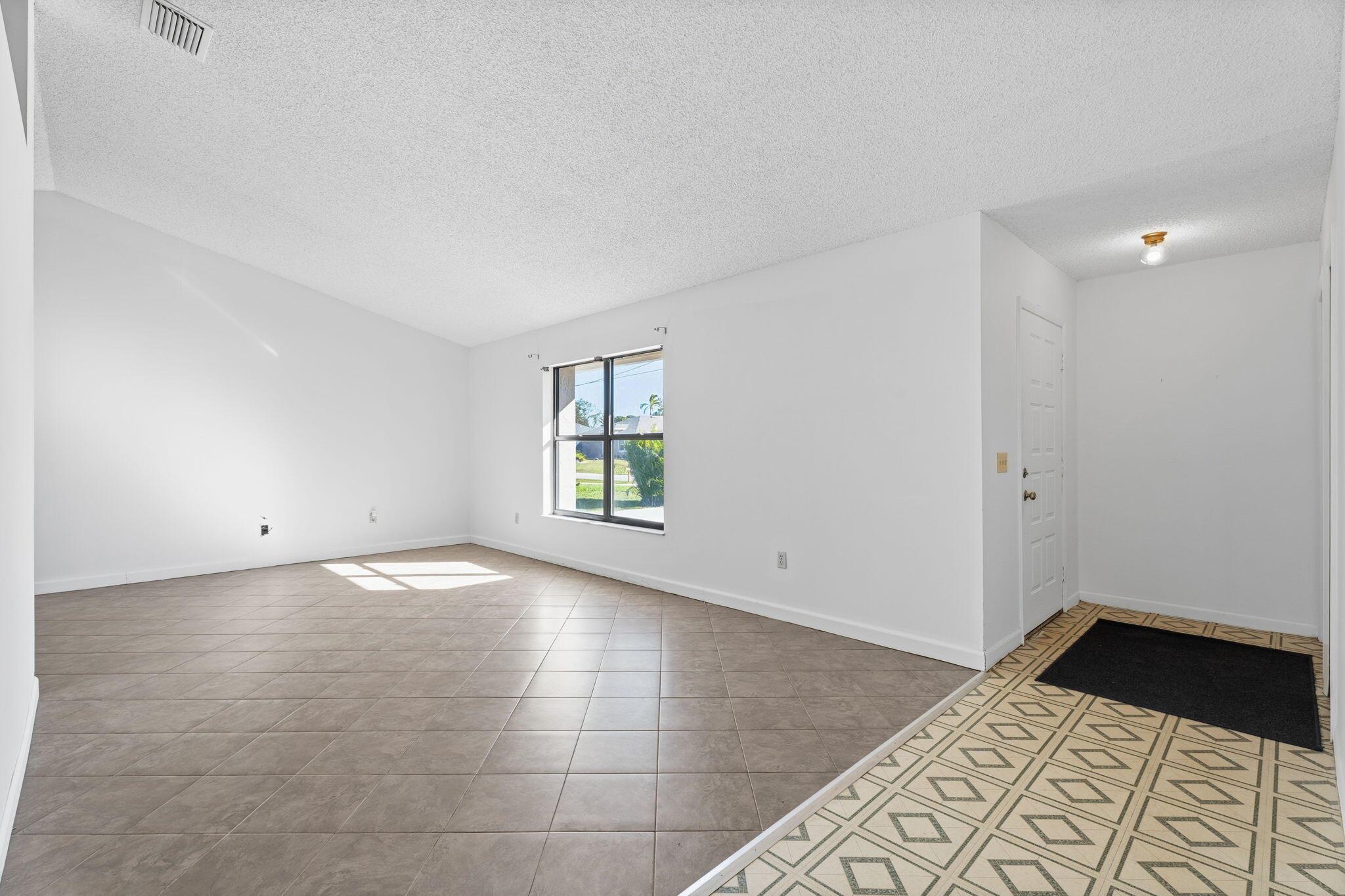 PORT ST LUCIE SECTION 30 - Residential