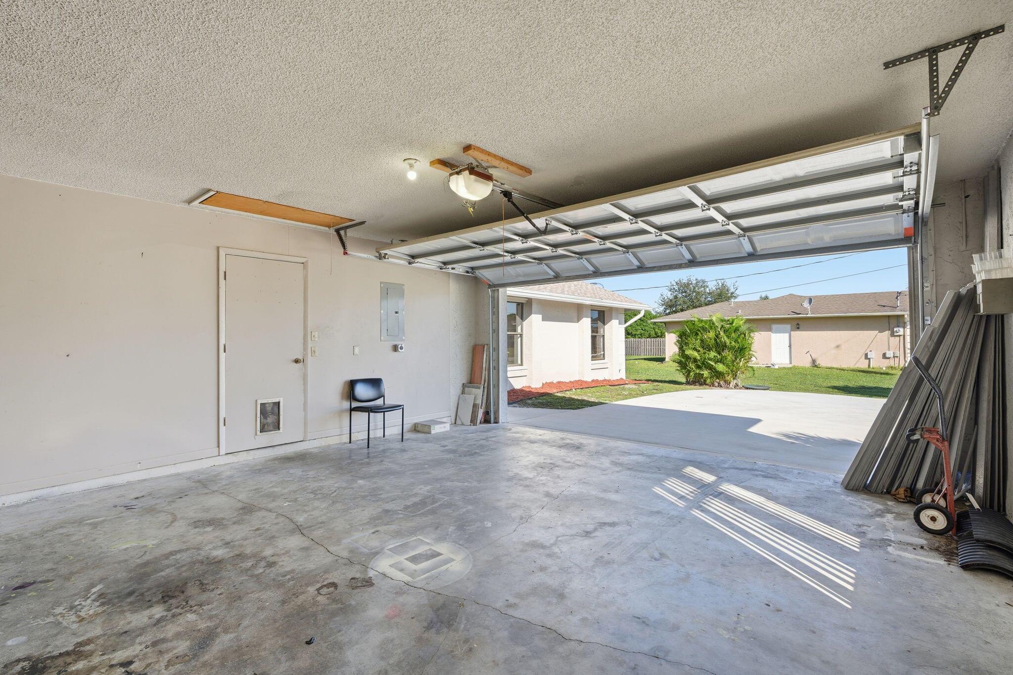 PORT ST LUCIE SECTION 30 - Residential