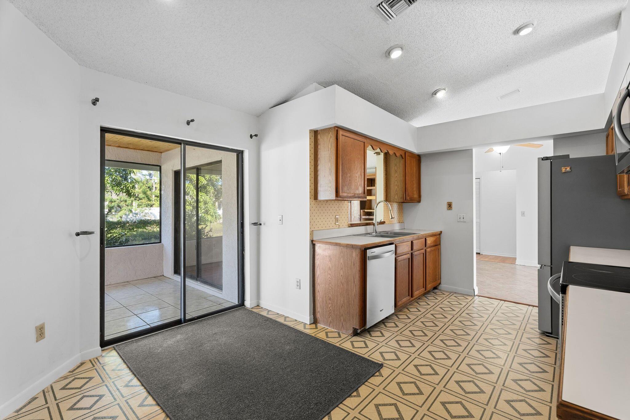 PORT ST LUCIE SECTION 30 - Residential