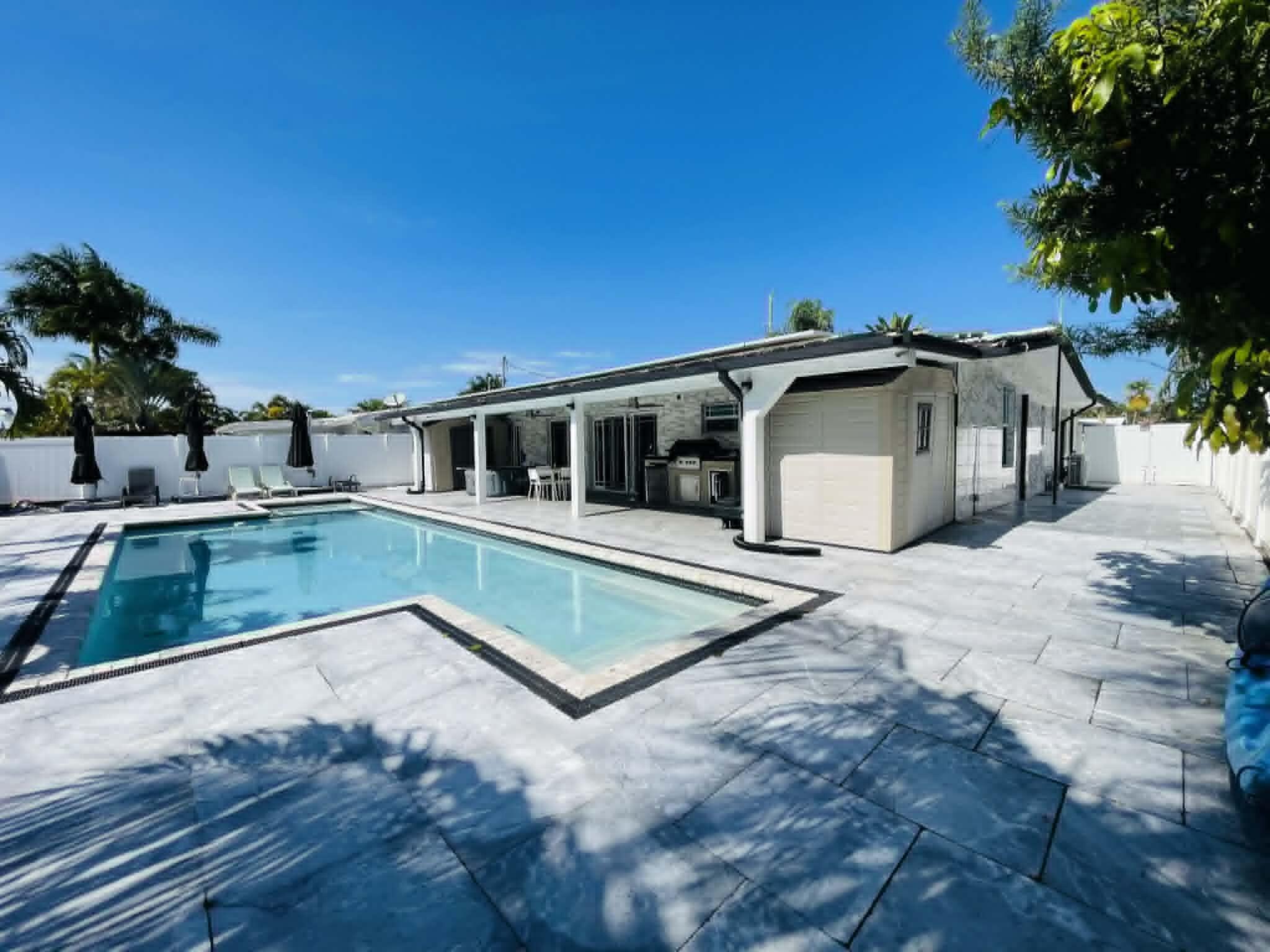 2531 Gulfstream Lane