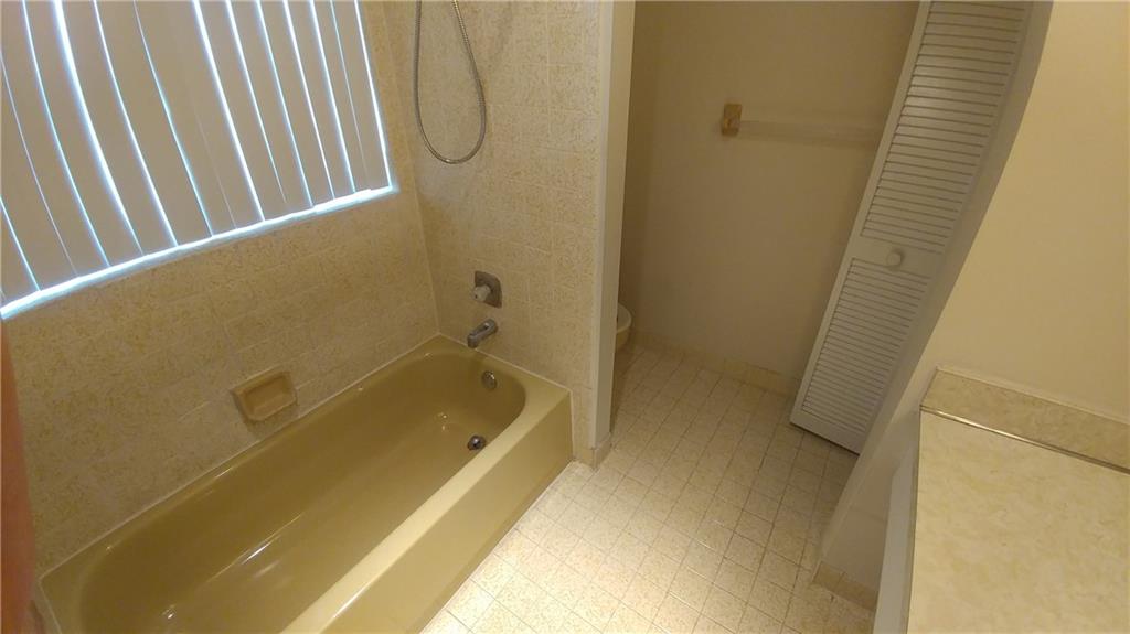 Springs Park 77-2 B - Residential Lease