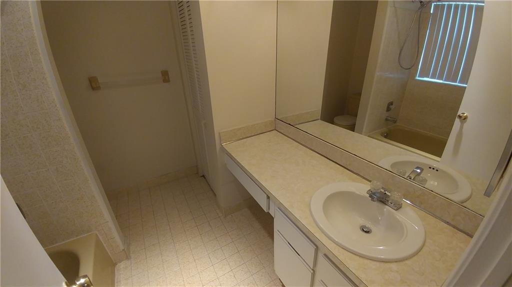 Springs Park 77-2 B - Residential Lease