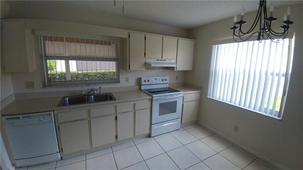 Springs Park 77-2 B - Residential Lease