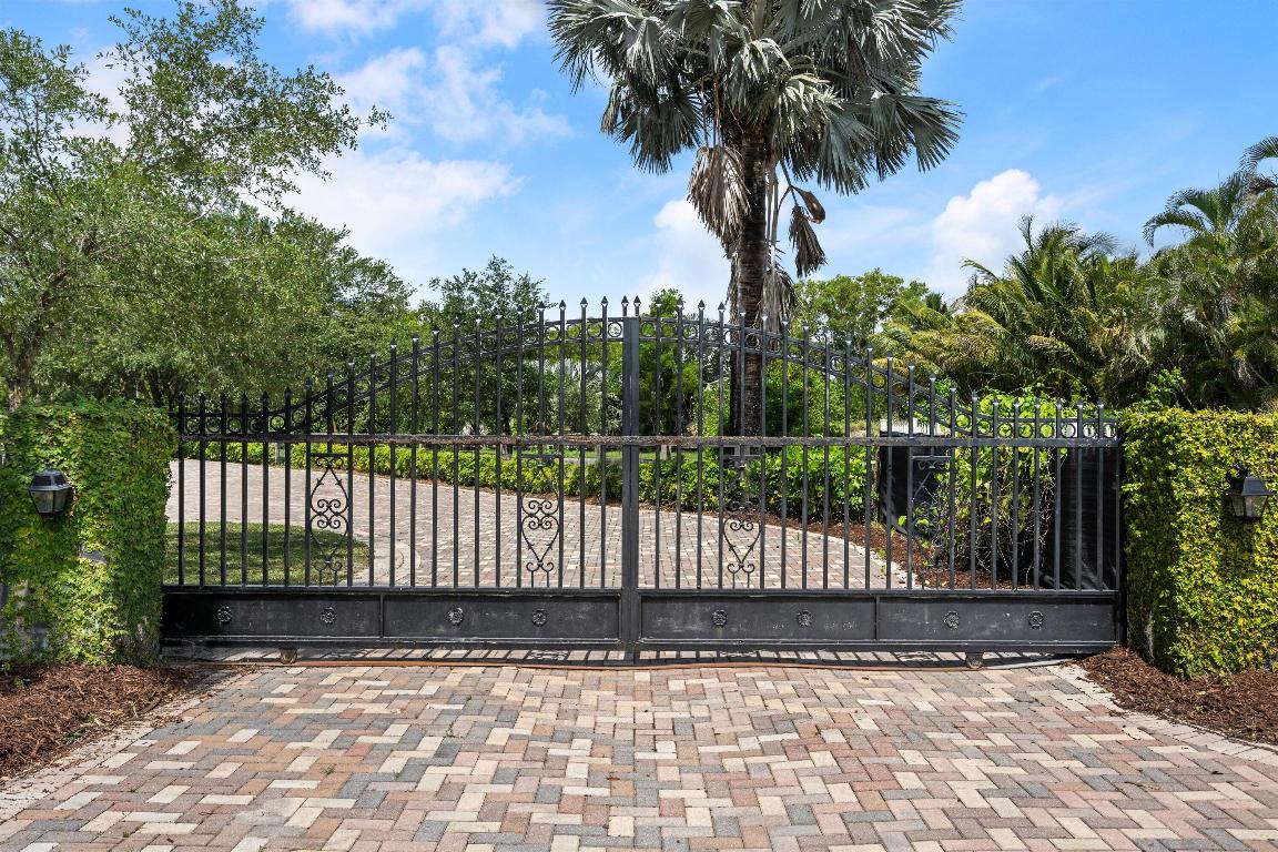 DEER RUN - Residential