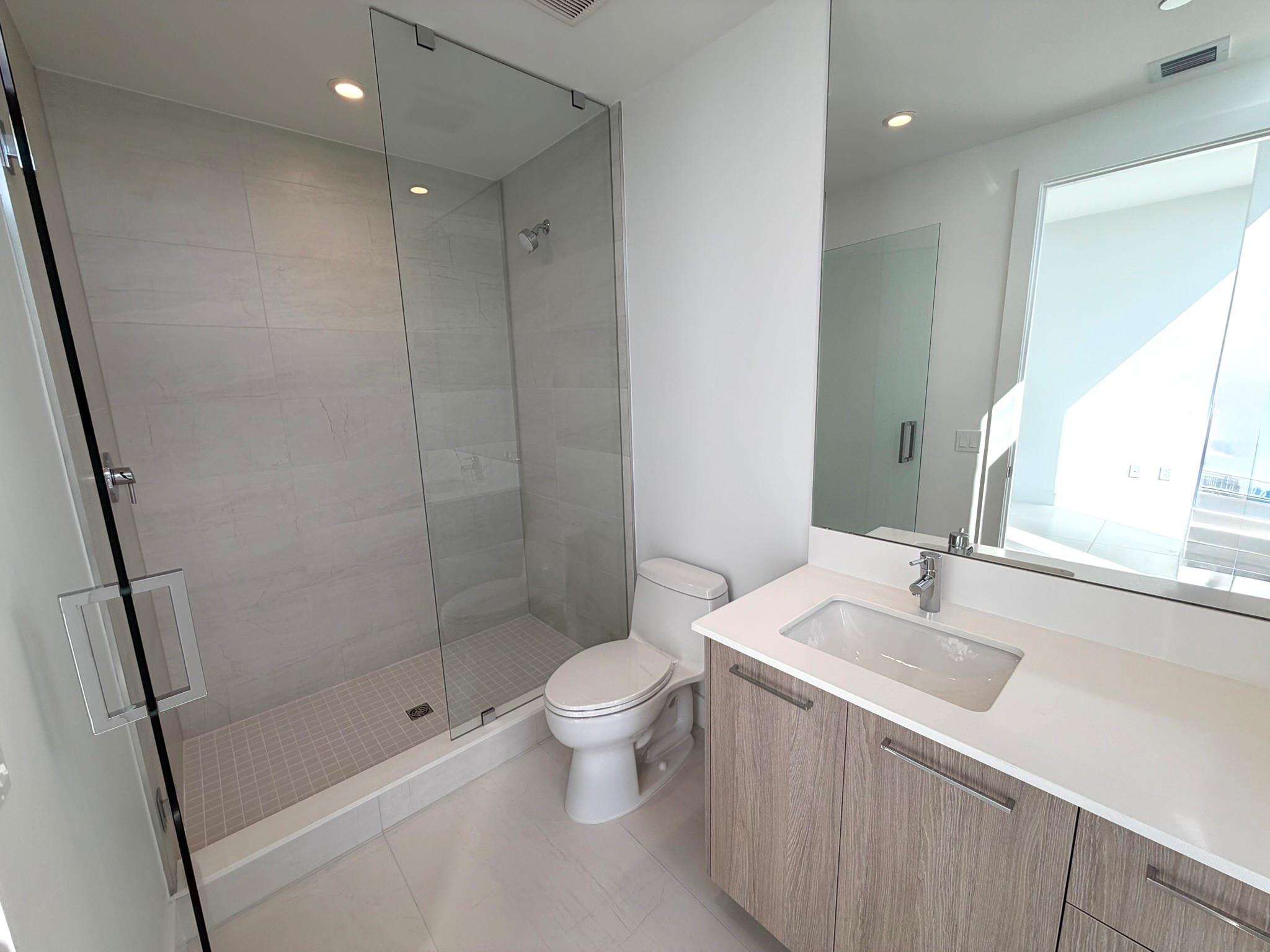 SELENE OCEANFRONT RESIDEN - Residential