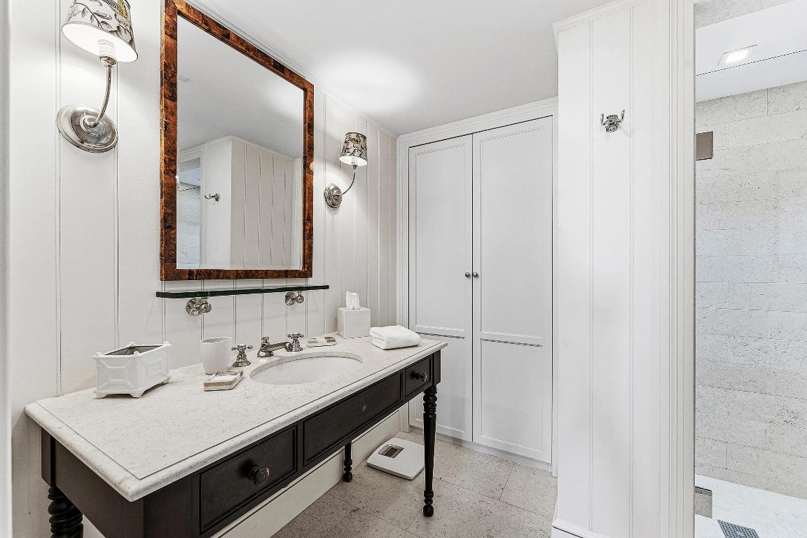 WATERVIEW TOWERS CONDO - Residential