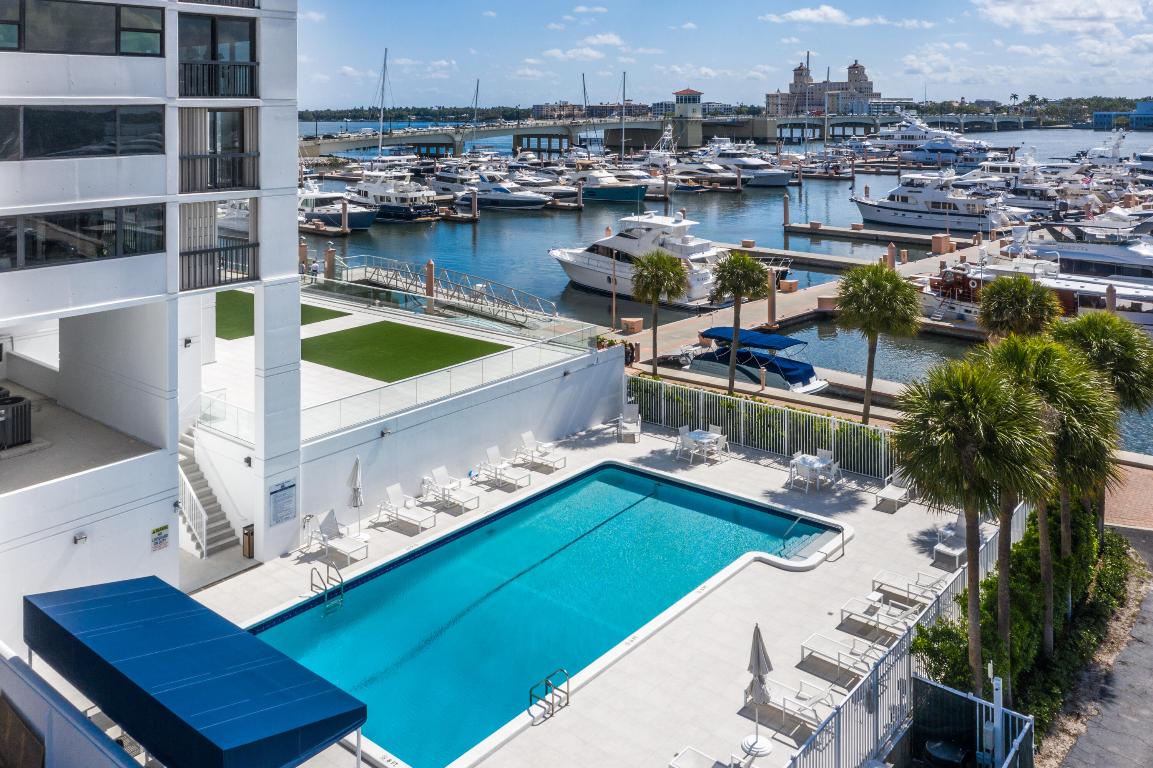 WATERVIEW TOWERS CONDO - Residential