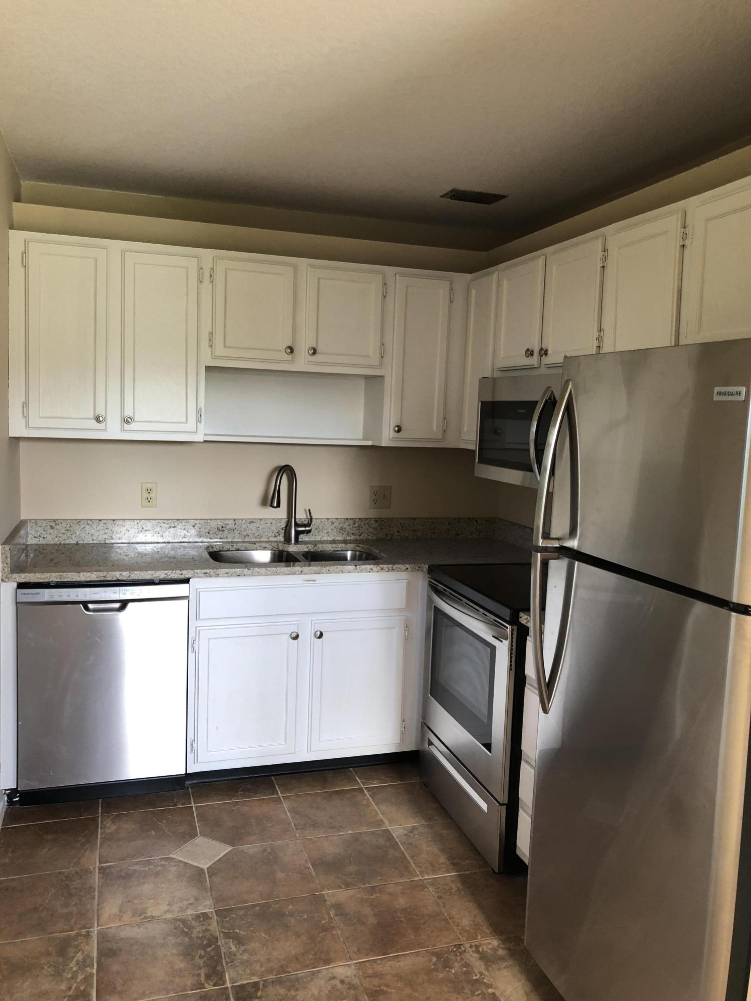 VISTA DEL LAGO CONDO - Residential